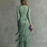Clara™ | Elegancka sukienka midi z frędzlami