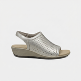 Hazel – Cicha elegancja w delikatnym szarym
